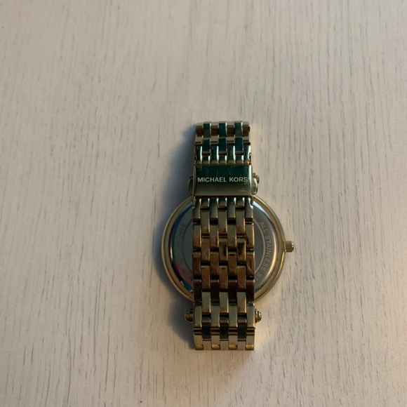 Watches - Picture 6 of 16